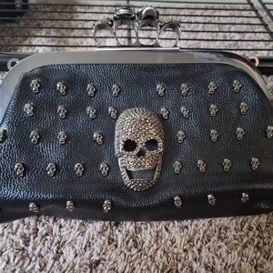 Brass Knuckle/Skull Clutch